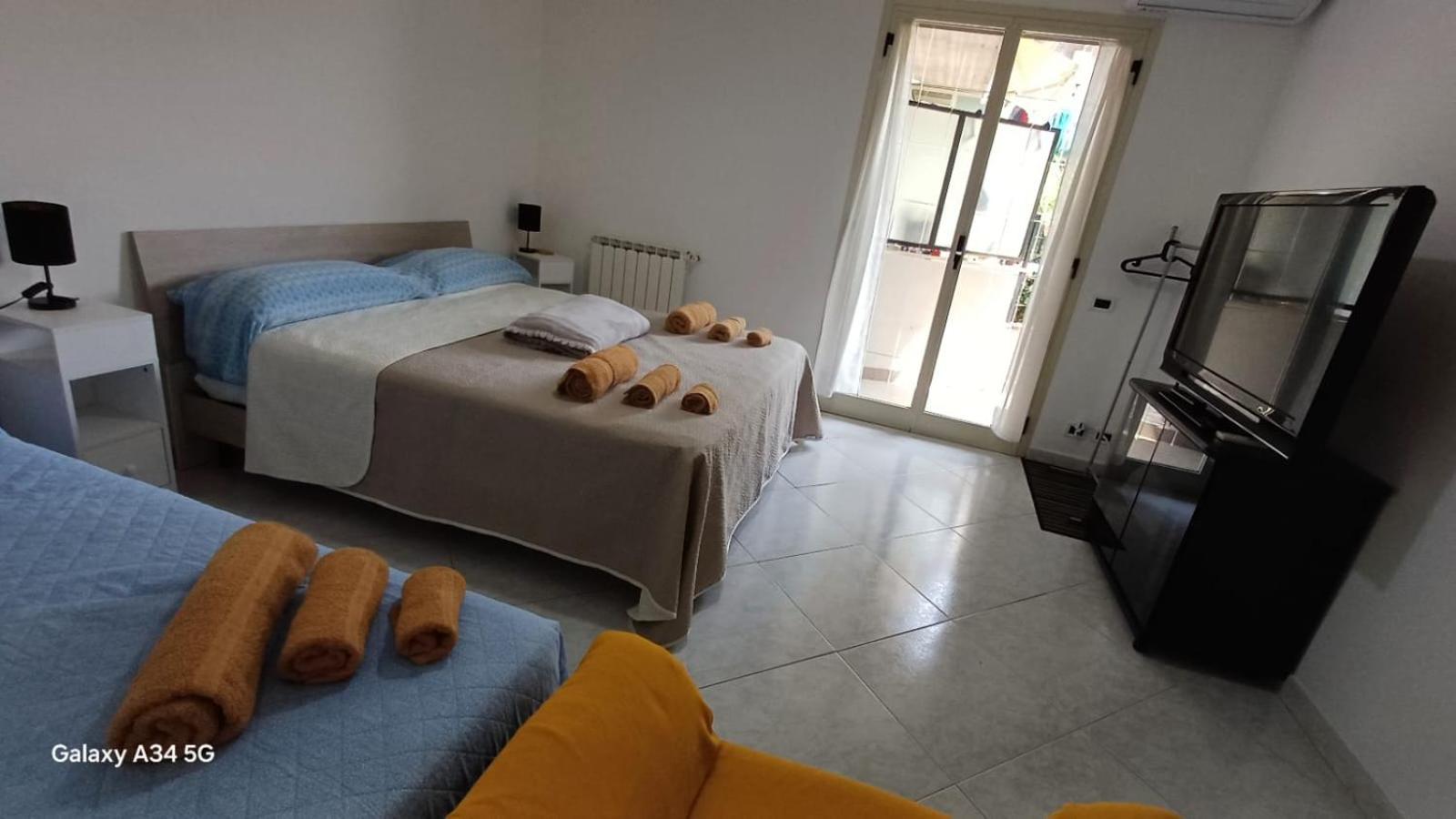 Casa Vacanze Aml Mascali Eksteriør bilde